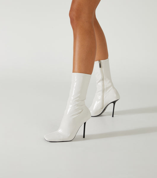 Tony Bianco Remie Ecru Crinkle Patent 10.5cm Heeled Boots White | BSGSO30093